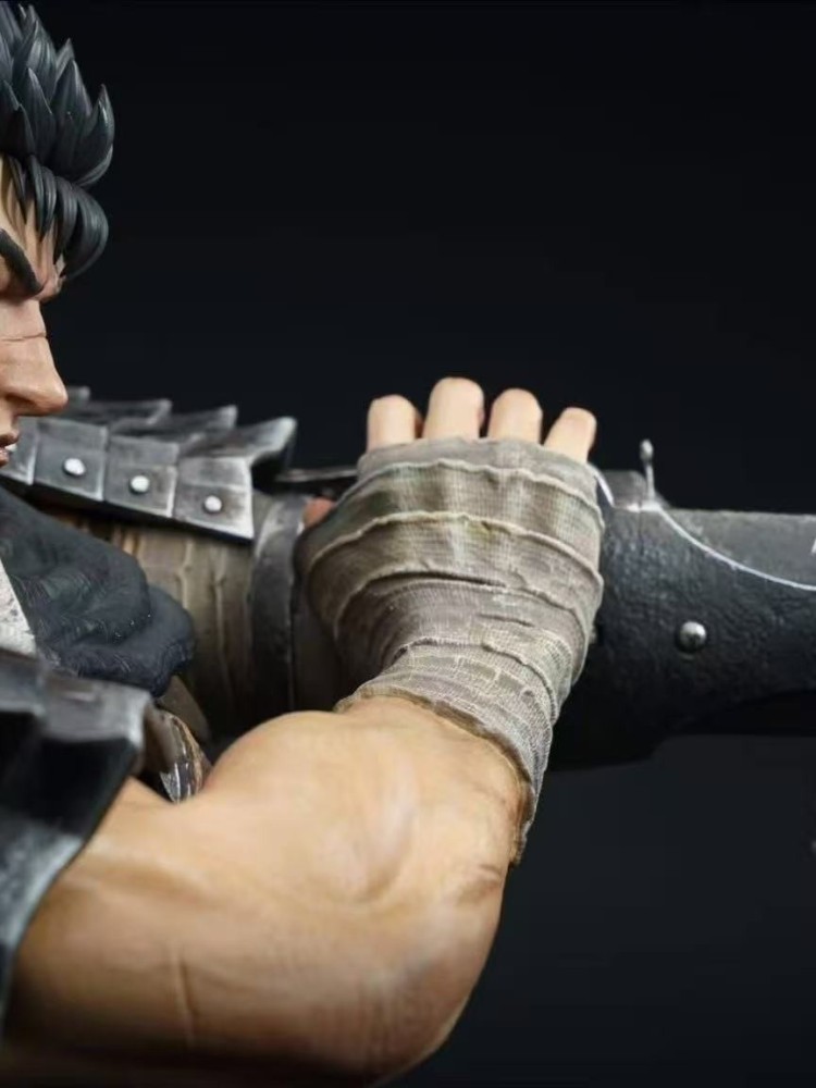 BIHS Studio –  Guts Bust