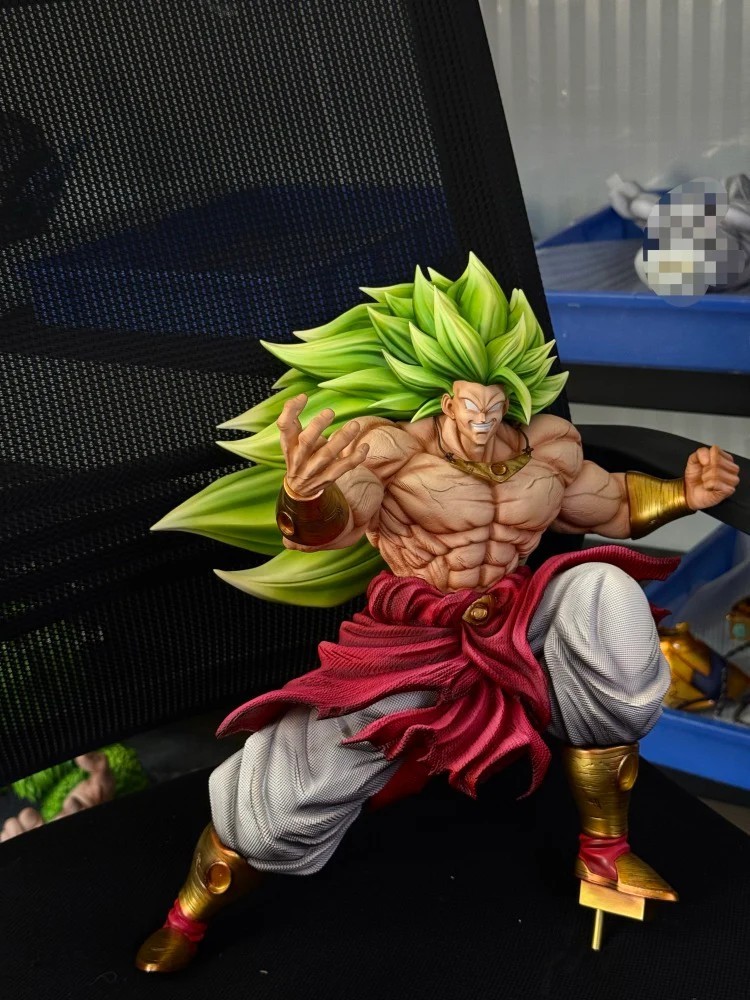 Yi Shou - Broly and Ozaru