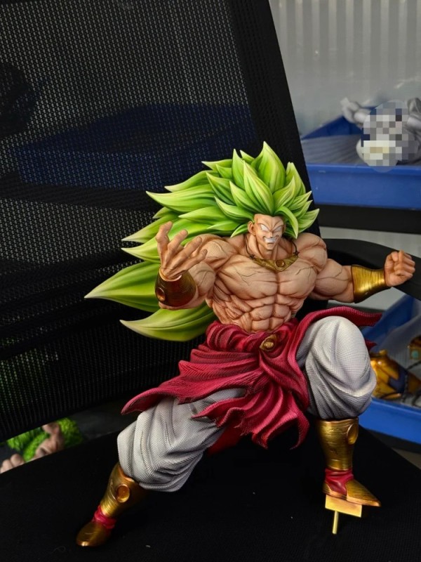 Yi Shou - Broly and Ozaru