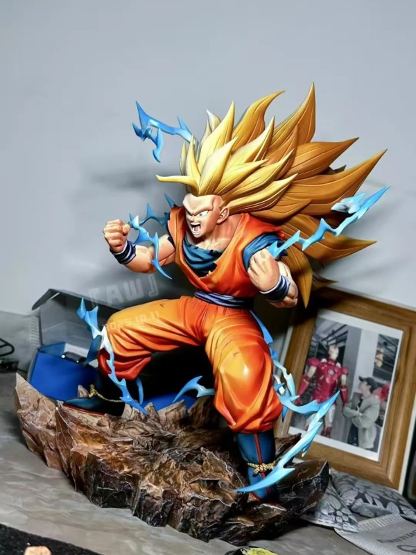 AW - SSJ3 Goku