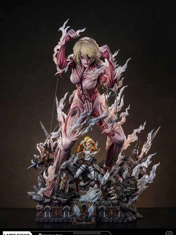 Hertz - Annie and Female Titan 2