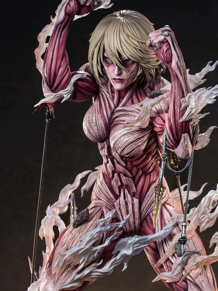 Hertz - Annie and Female Titan
